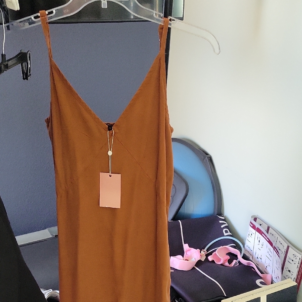 Brown Rust Color Sleeveless Dress